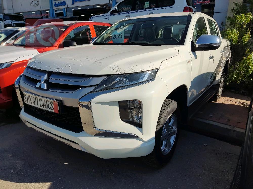 میتسوبیشی L200